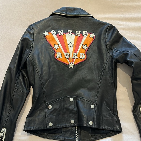 Leather jacket - Picture 3 of 3
